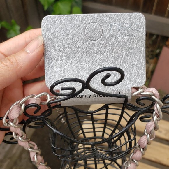 💞HP!💘 Light Pink Rhinestone Statement Necklace - Picture 8 of 9